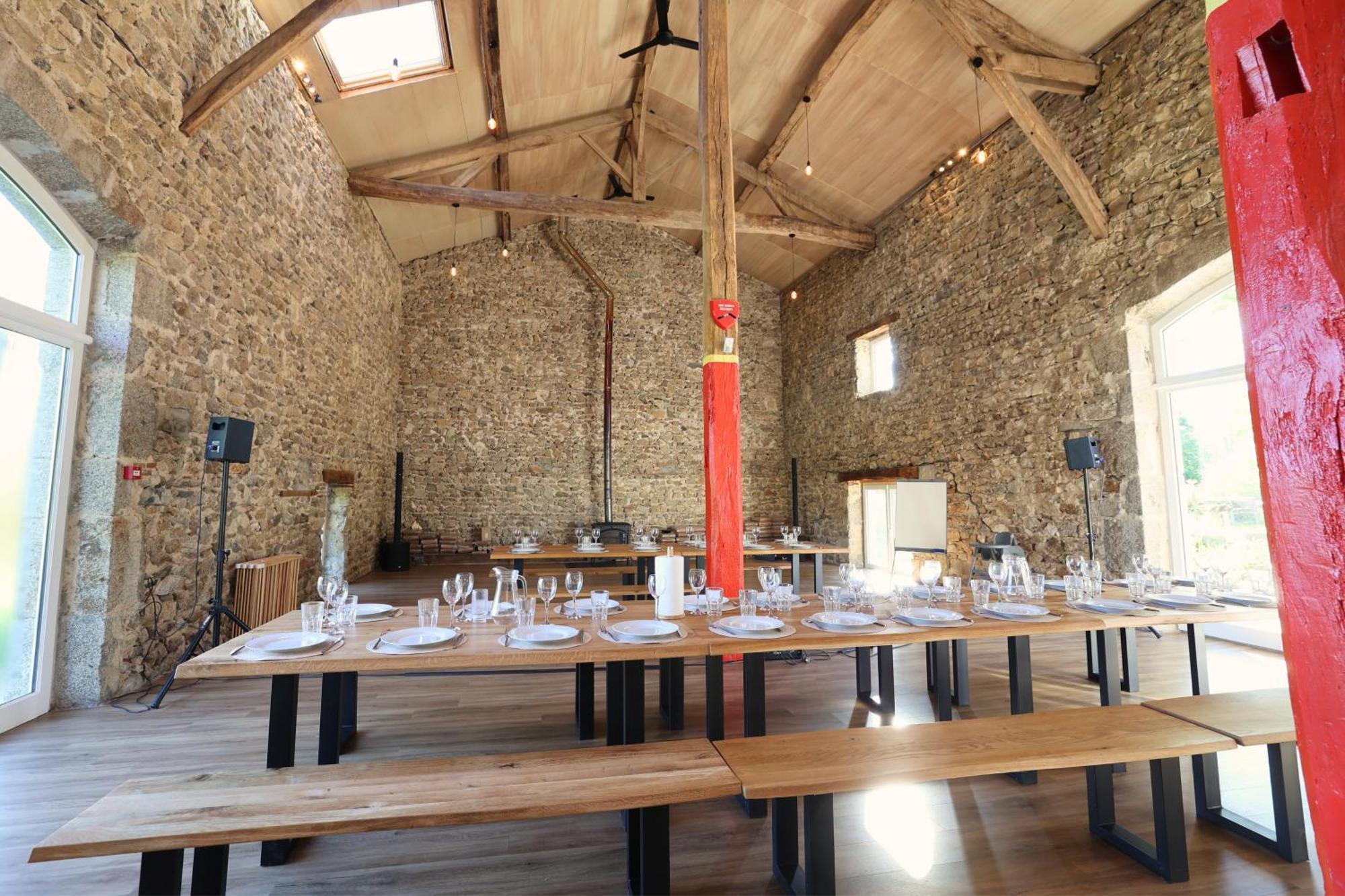 Villa de luxe, nichée dans les montagnes Lavoine Extérieur photo