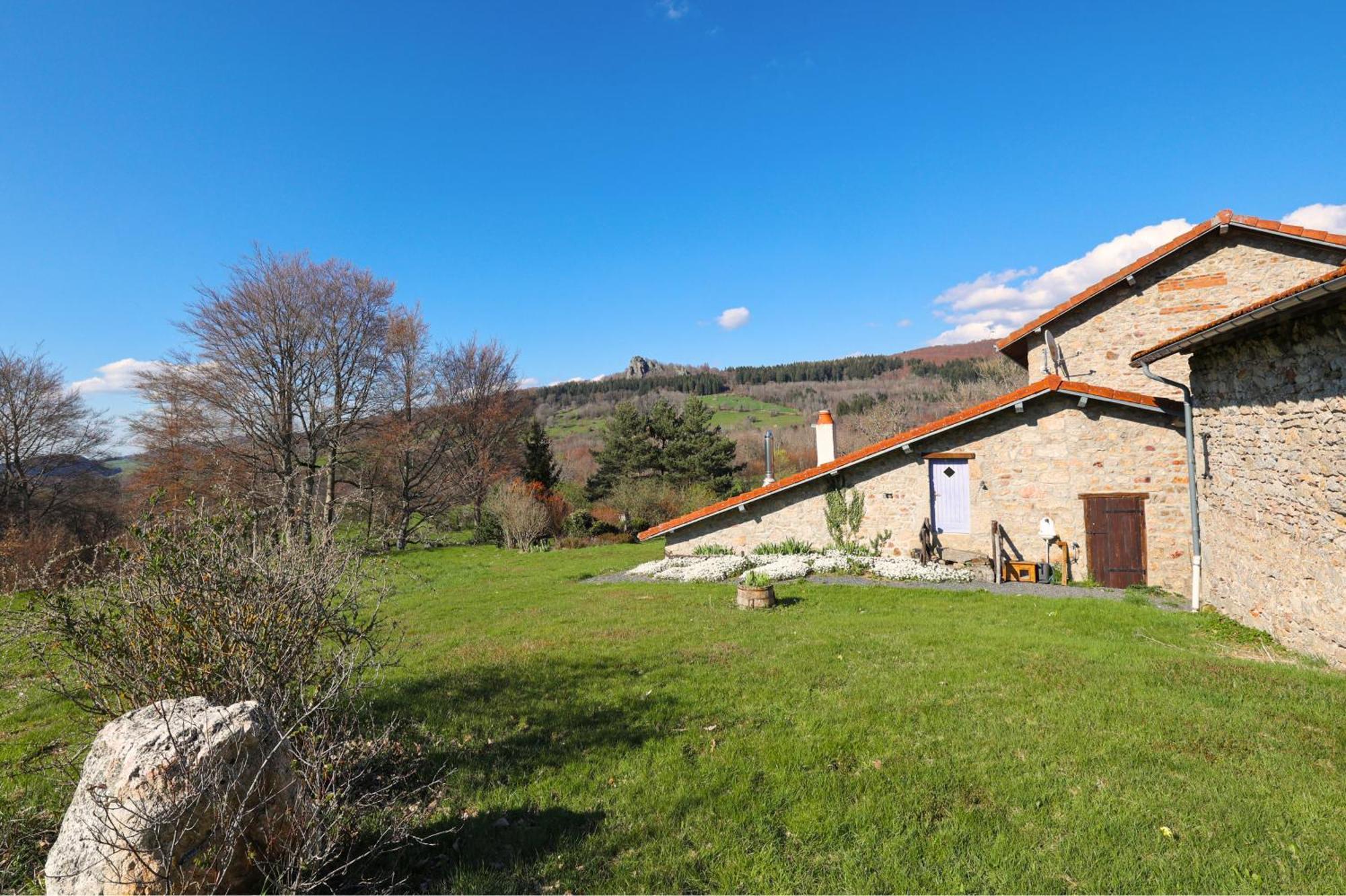 Villa de luxe, nichée dans les montagnes Lavoine Extérieur photo